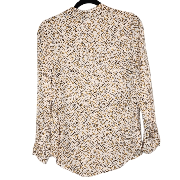 Chico's Keys Allover Print long-sleeve button down. Viscose. Chico's 0 (size 4) - Picture 4 of 16